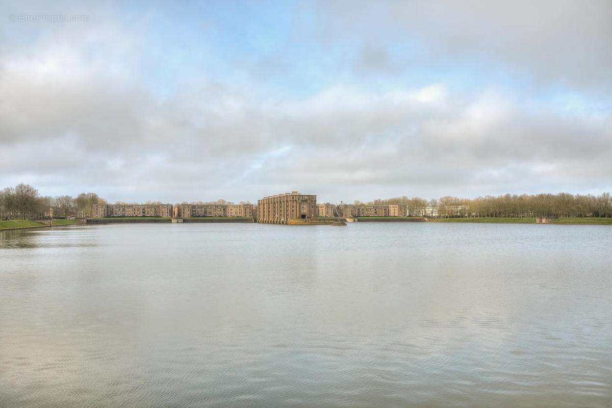 Appartement à VOISINS-LE-BRETONNEUX