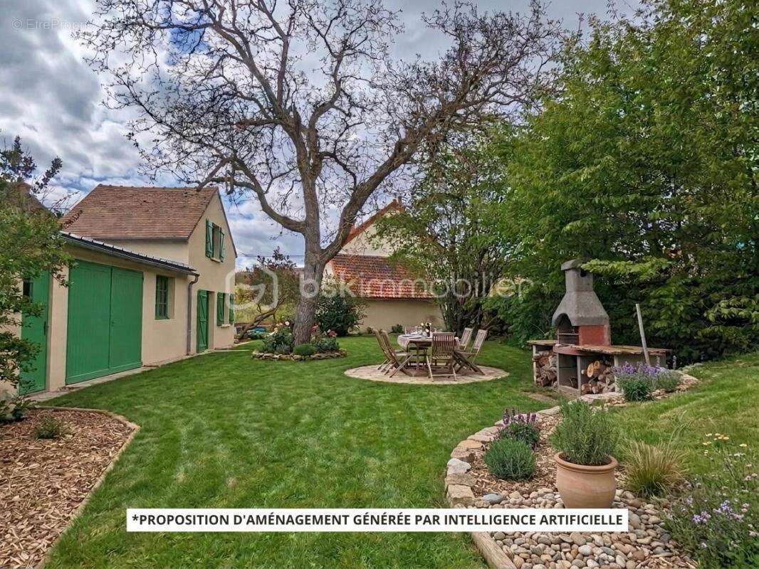 Grande maison en pierres à rénover - Terrain & dépendances - photo 3