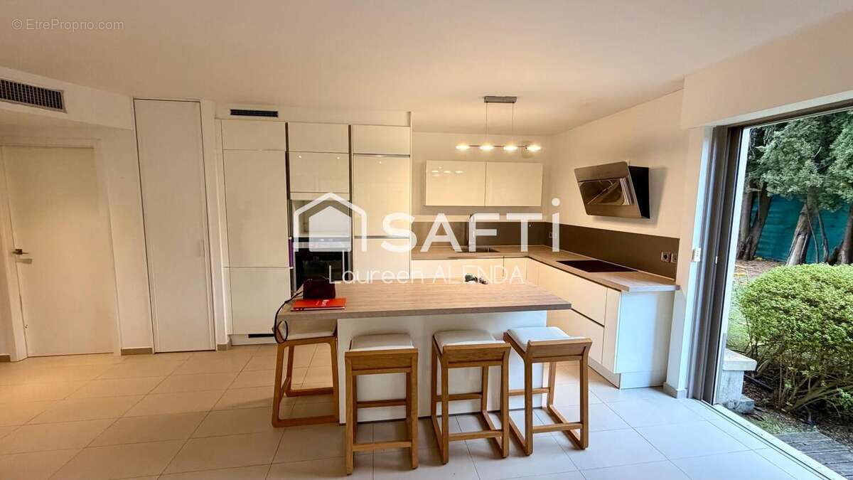 Photo 3 - Appartement à SAINT-RAPHAEL