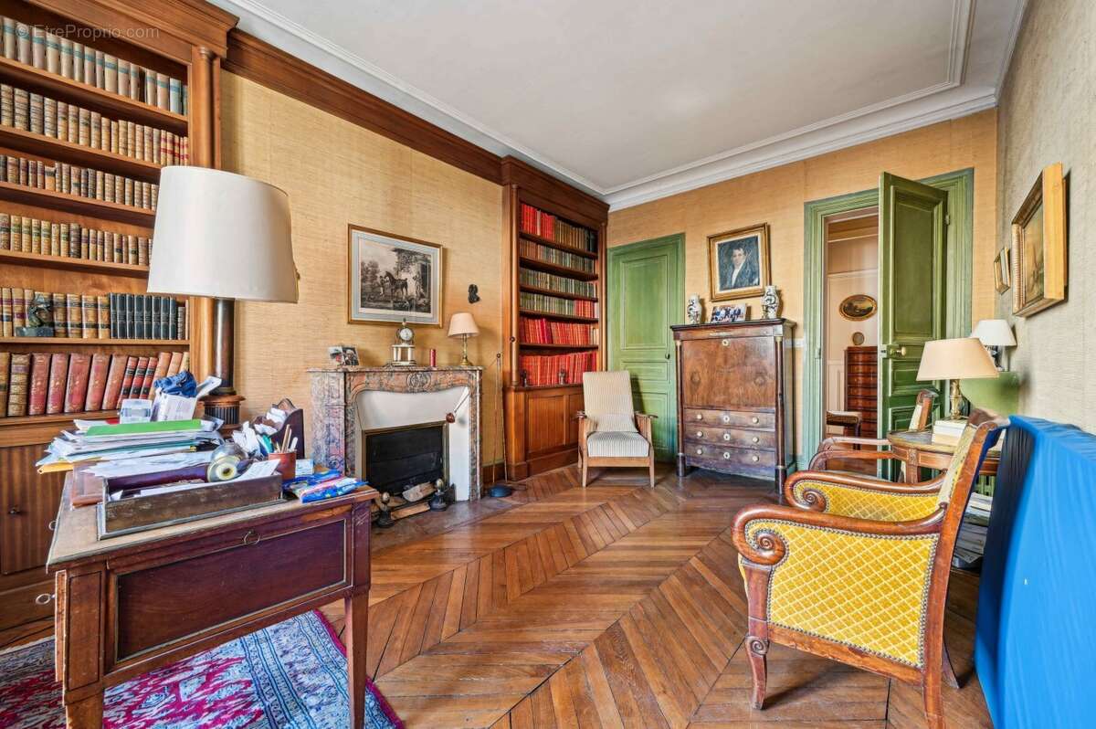 Appartement à PARIS-5E