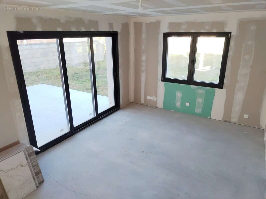 Maison à BOURRON-MARLOTTE