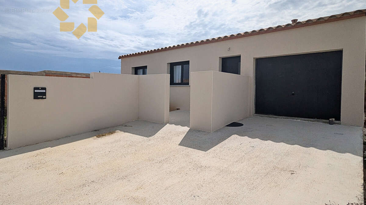 Villa neuve de plain pied avec piscine - photo 3