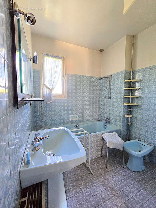 Maison avec T1 bis  indépendant à louer et jardin - photo 14