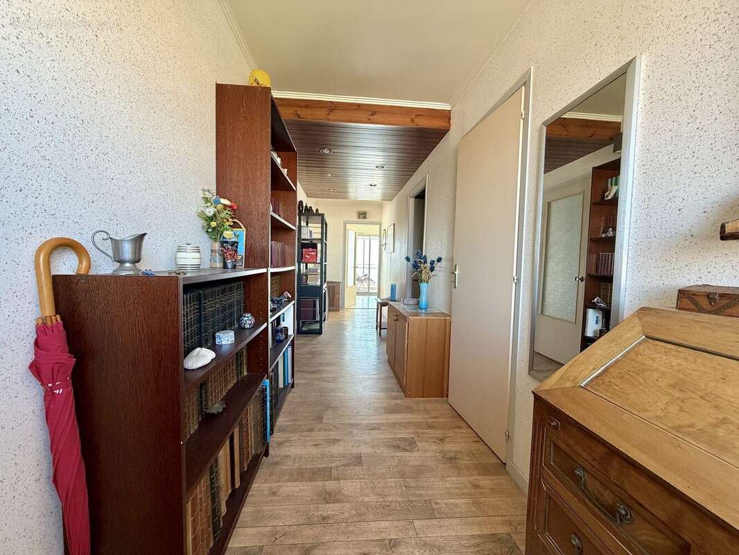 Entrée - Appartement à SAINT-HILAIRE-DE-RIEZ