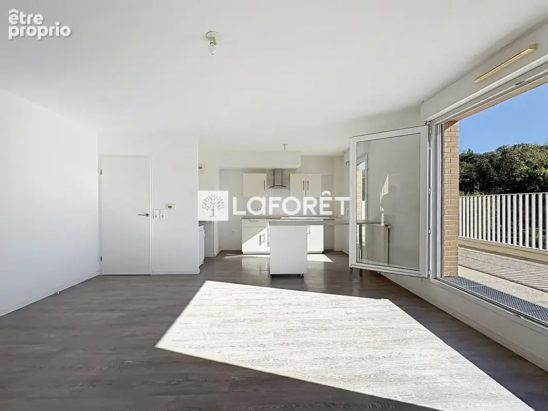 Appartement Romainville 4 pièce(s) 100 m2 - photo 3