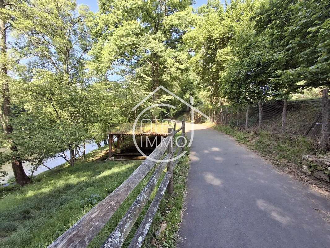 Maison à MOULEYDIER