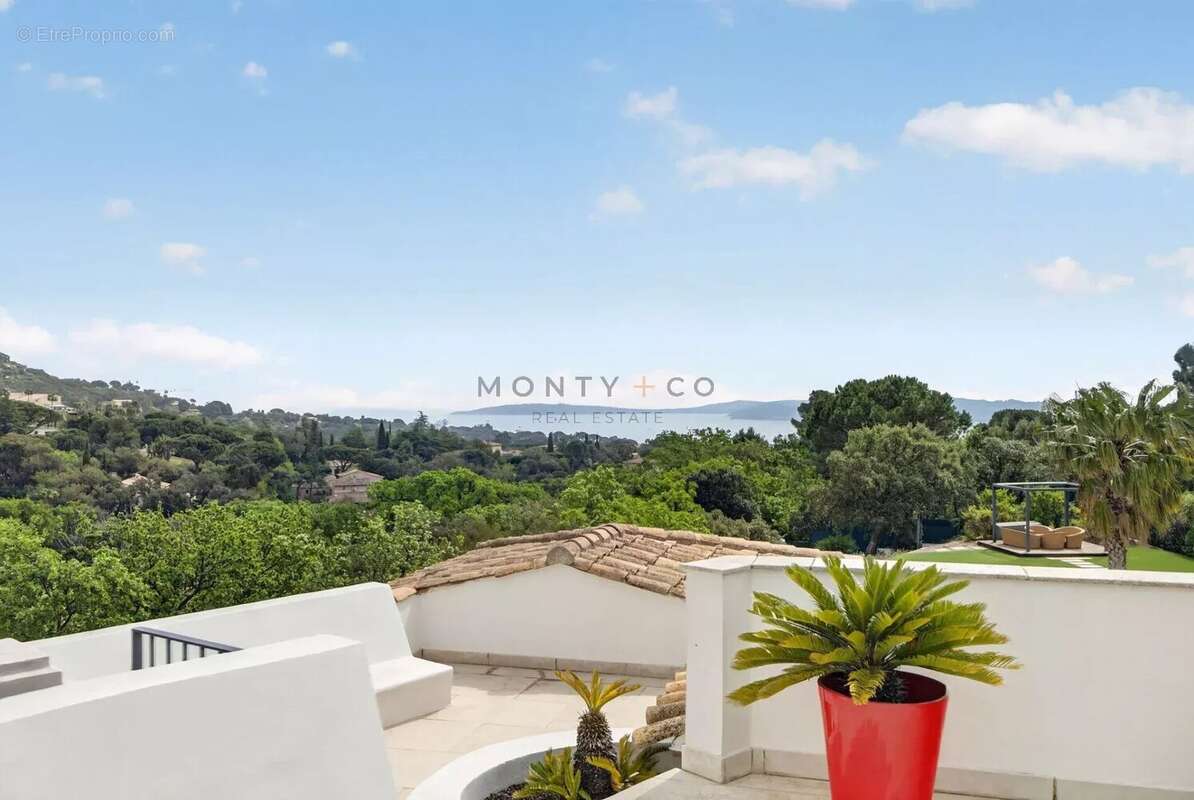 Vente villa contemporaine vue mer à Grimaud - photo 2