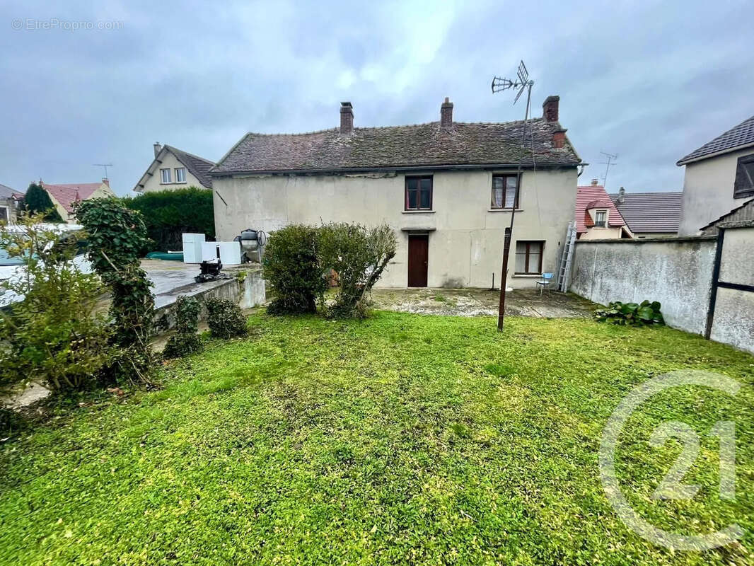 Maison à MOUSSY-LE-NEUF