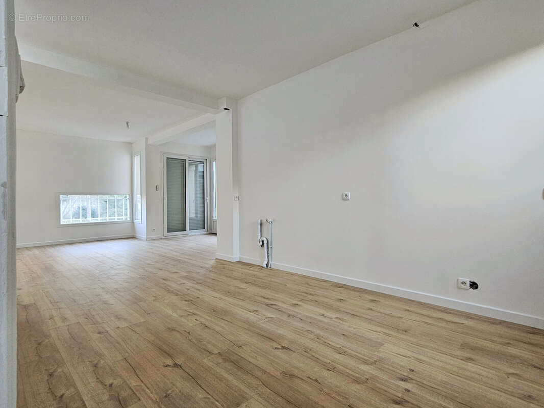 Maison à VILLECRESNES