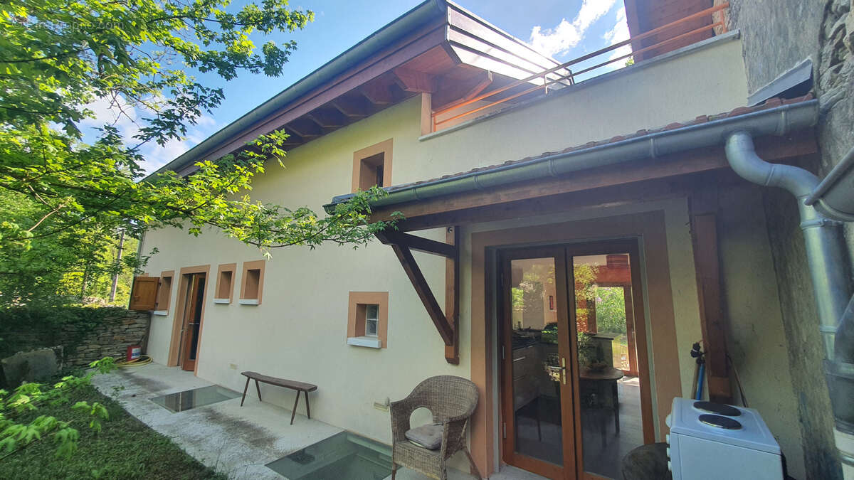 Maison à CREMIEU