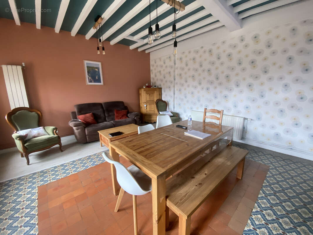 Maison à FORMERIE