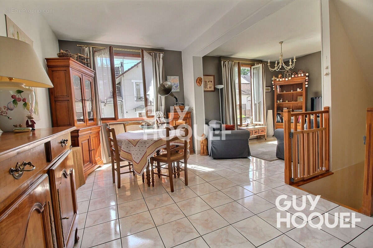 Quartier rive droite - a vendre maison 7 pieces au calme - jardin garage - photo 5
