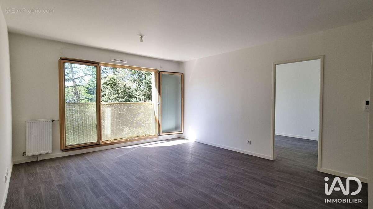 Photo 8 - Appartement à PIERREFITTE-SUR-SEINE
