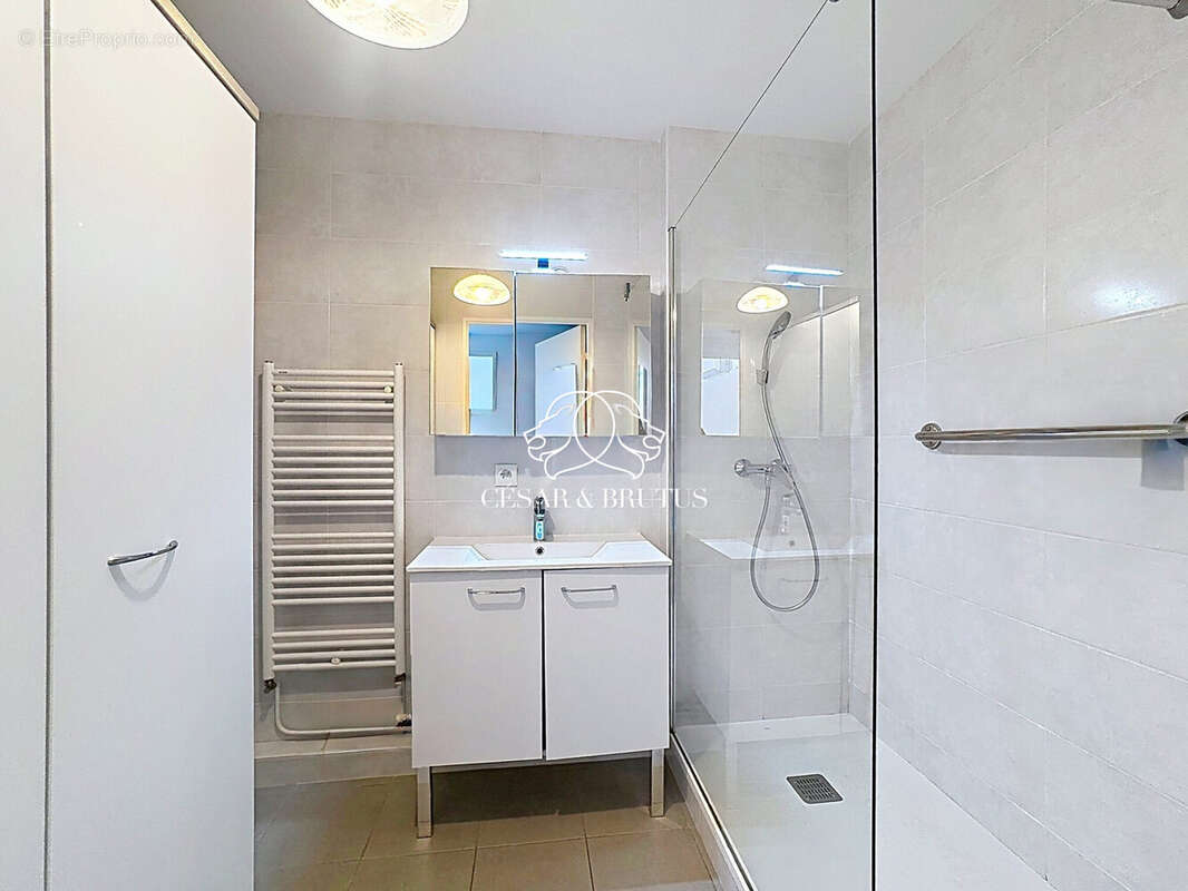 Appartement 66 m² à Villeurbanne  - photo 7