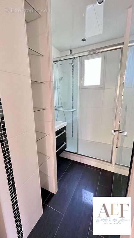 Appartement à SAINT-MAUR-DES-FOSSES