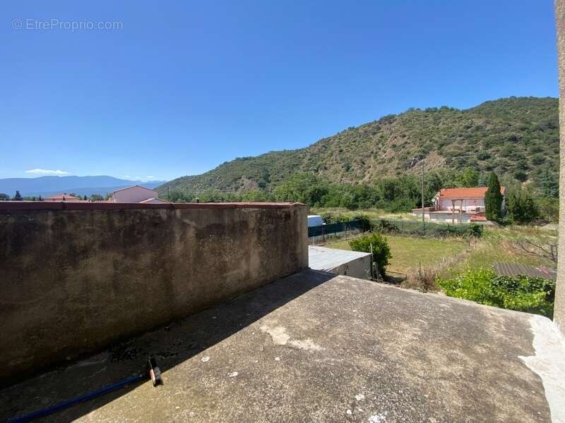 Dpt Pyrénées Orientales (66), à vendre proche VINCA maison en pierres 120 m² avec jardin et grange à rénover - photo 16