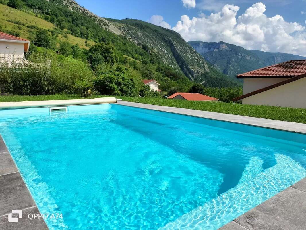 Maison à PONT-EN-ROYANS