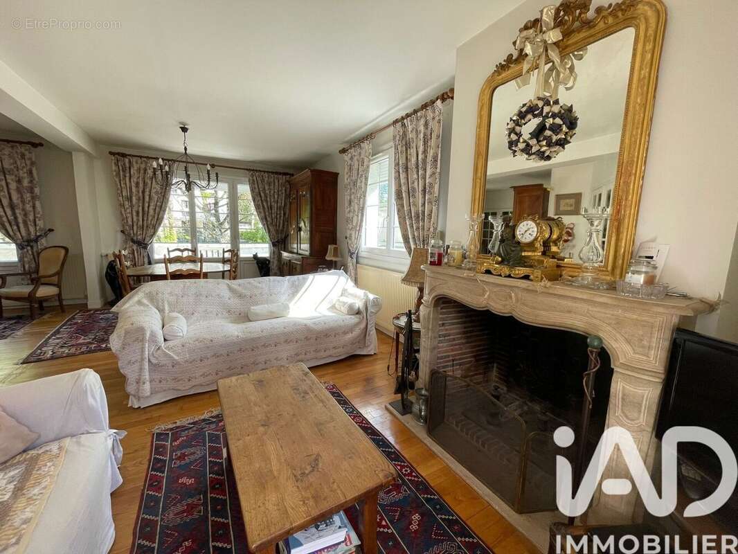 Photo 6 - Maison à BOURG-LA-REINE