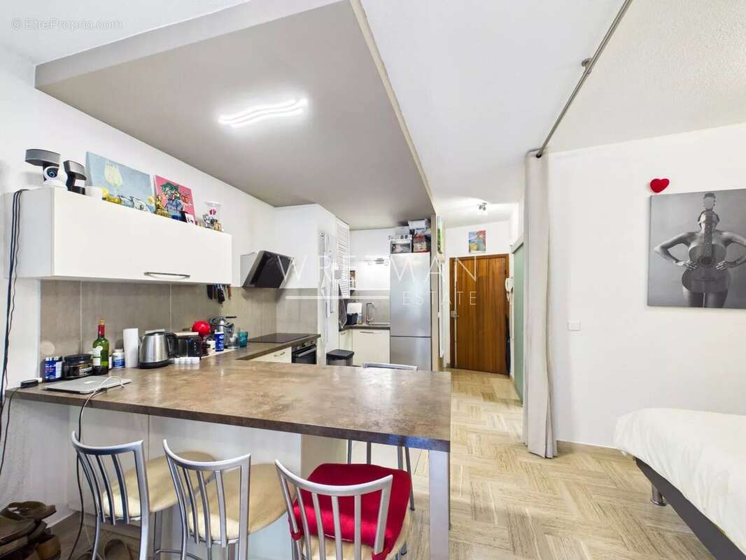 Appartement à VILLENEUVE-LOUBET