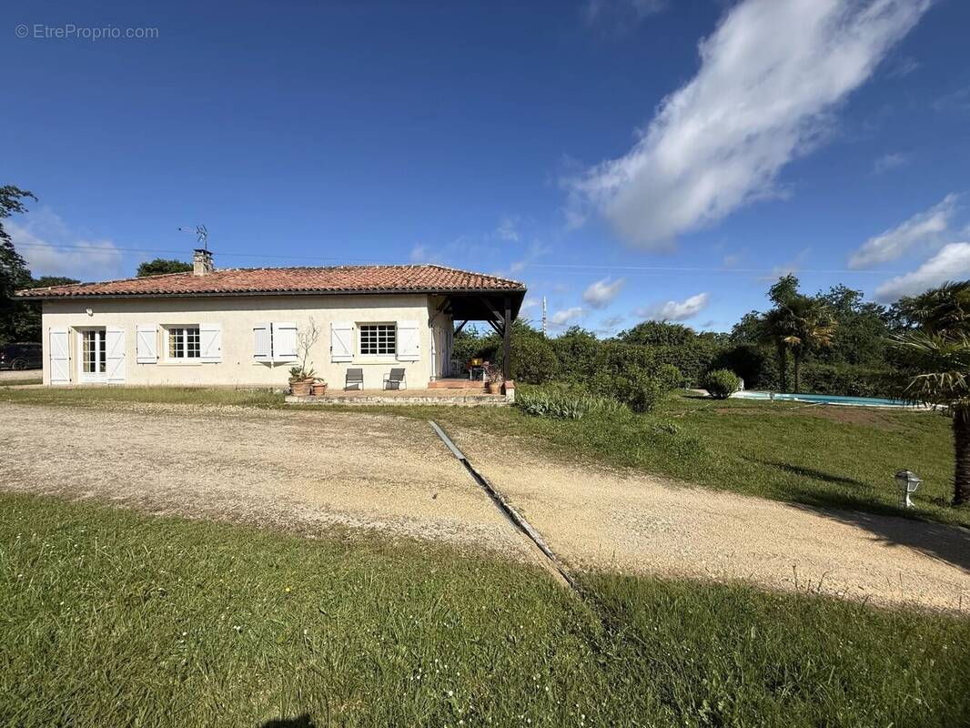 Maison à SAINTE-CHRISTIE-D'ARMAGNAC