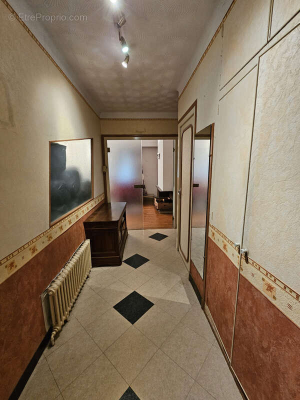 Maison à SEVREY