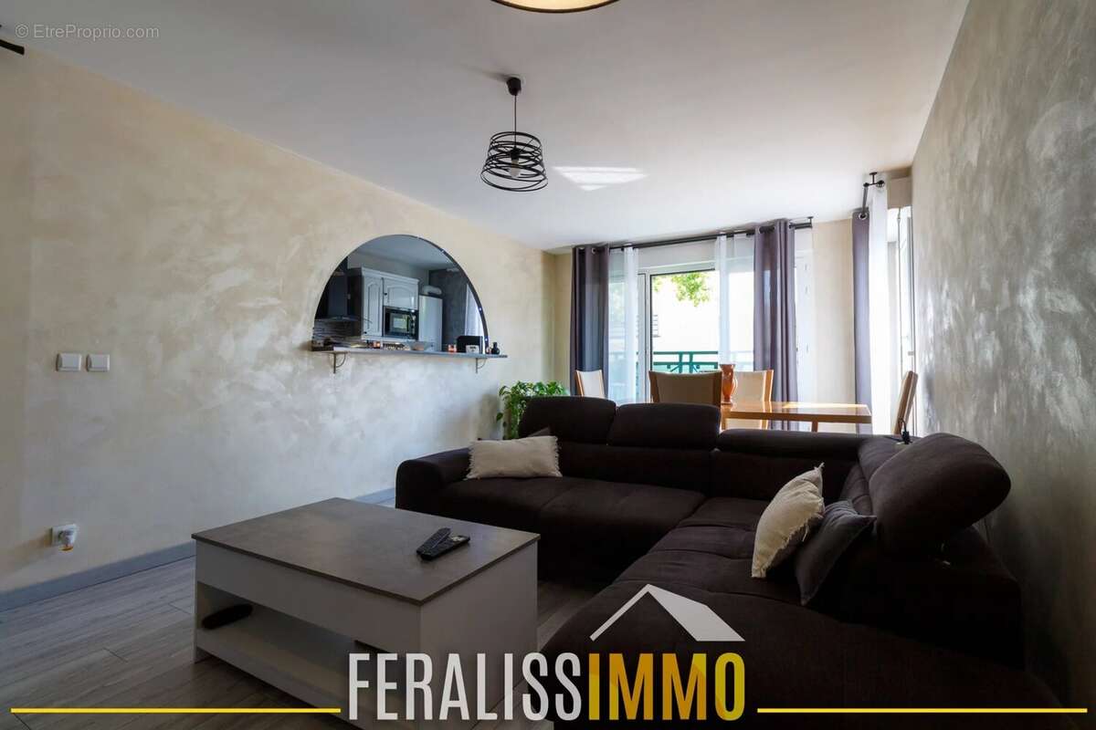 Bel appartement F3 de 66 m2 idéalement situé ! - photo 3