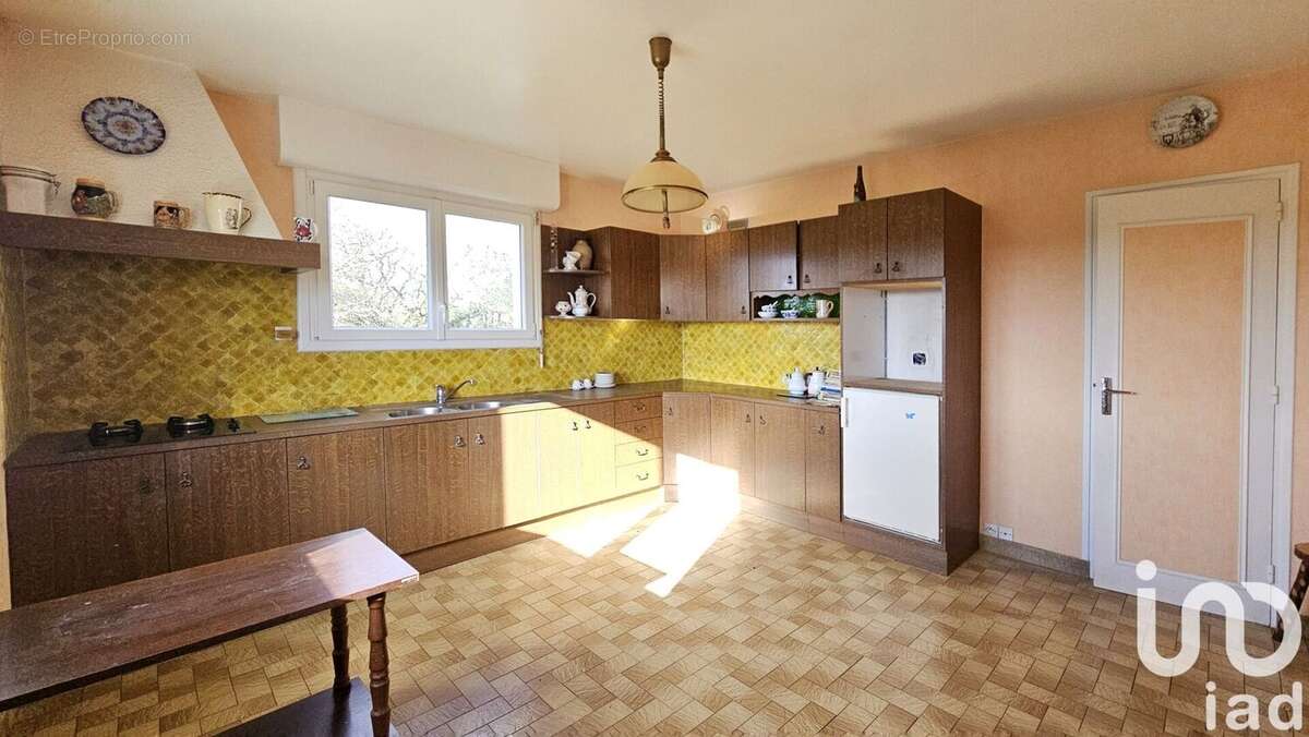 Photo 6 - Maison à SAINT-AVE