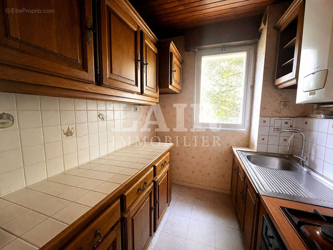 Ensemble immobilier 4 pièces à Bagnoles de l'Orne - Ref O15172 - photo 2