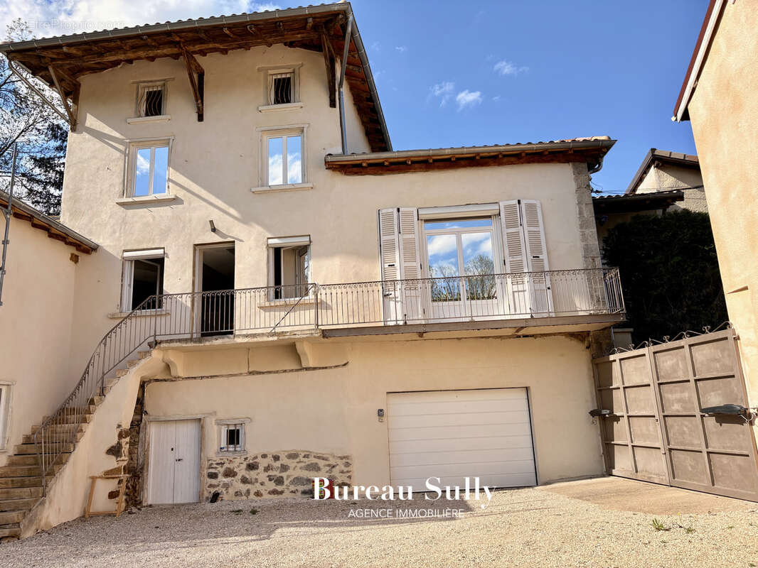 Maison à LE PERREON