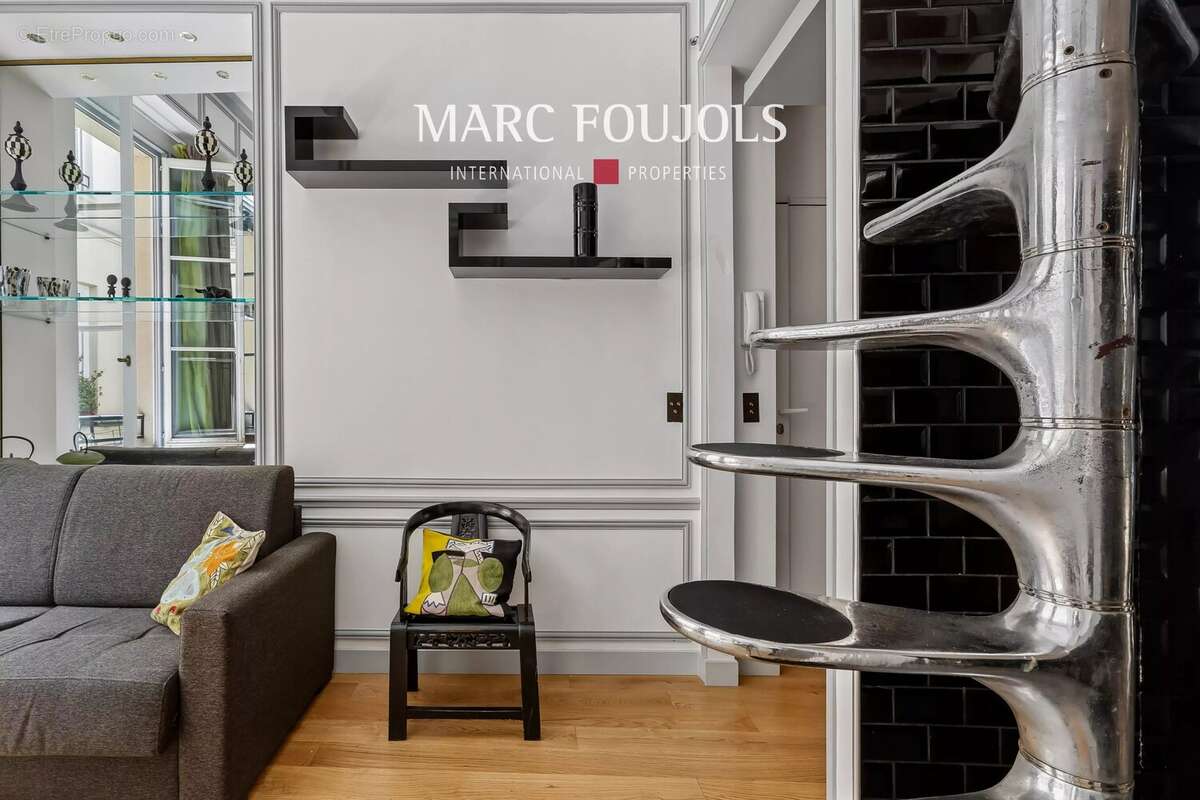 Appartement à PARIS-3E