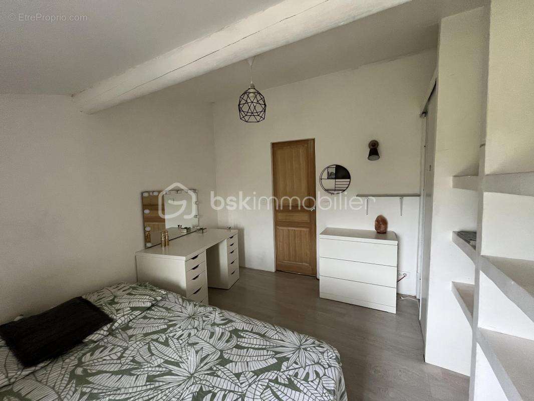 Maison à ROUSSILLON