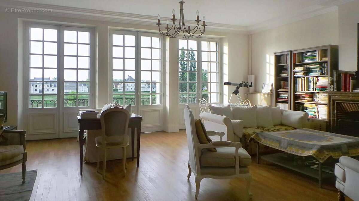 Maison 256 m² à Amboise  - photo 5