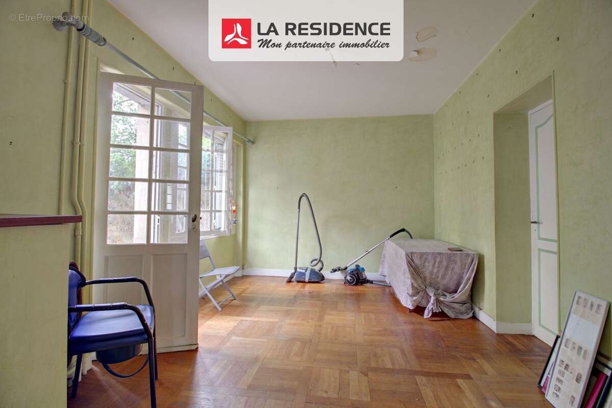 Maison à LES MUREAUX