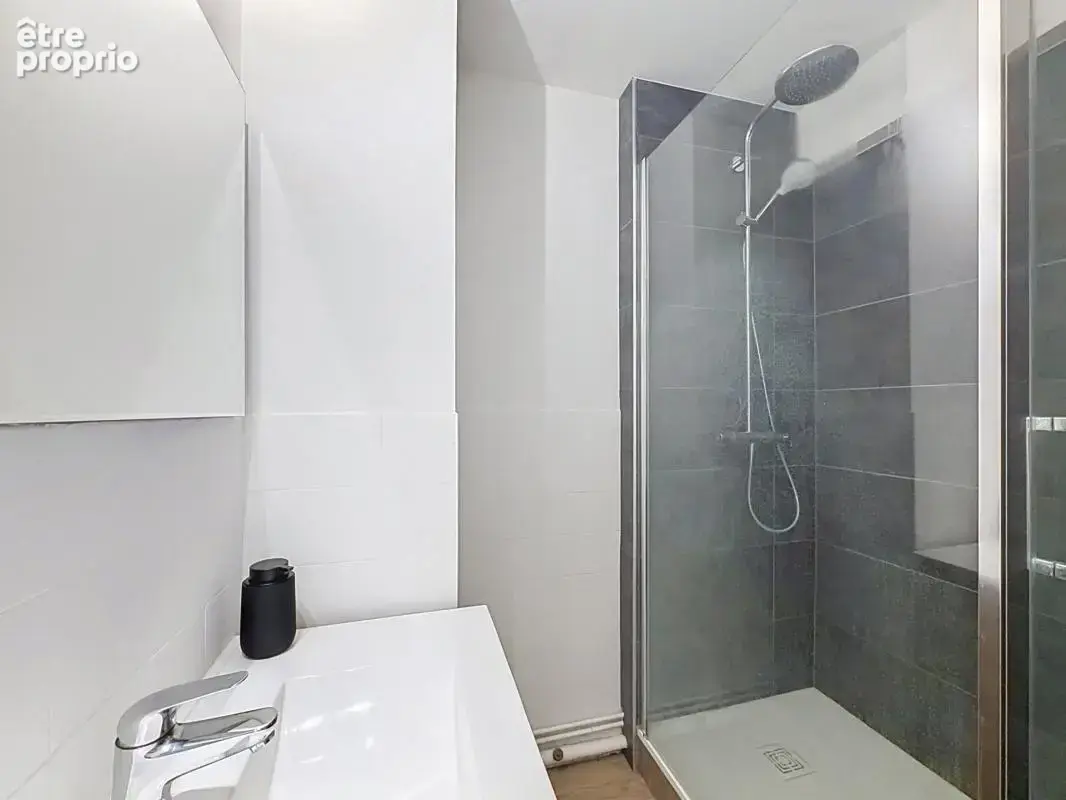 A vendre - secteur avenue d'epernay - appartement t3 - photo 6