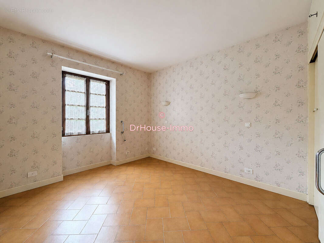 Maison à MOULEYDIER