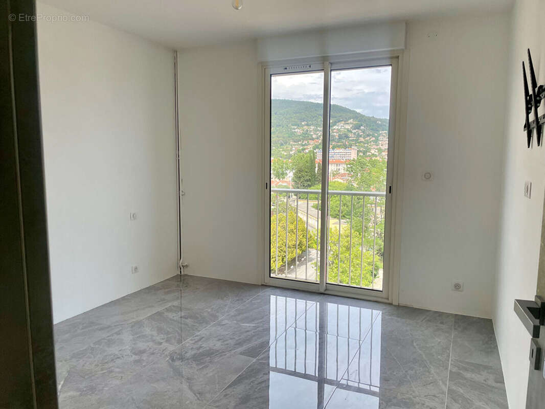Appartement à DRAGUIGNAN