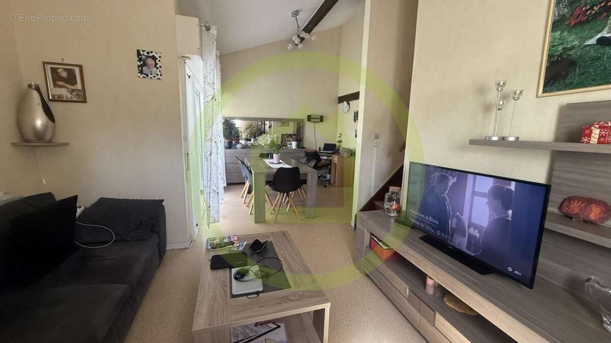 Maison à L&#039;ISLE-D&#039;ESPAGNAC