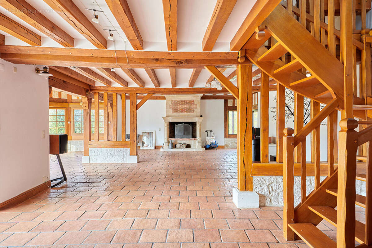 Maison à HERMIVAL-LES-VAUX