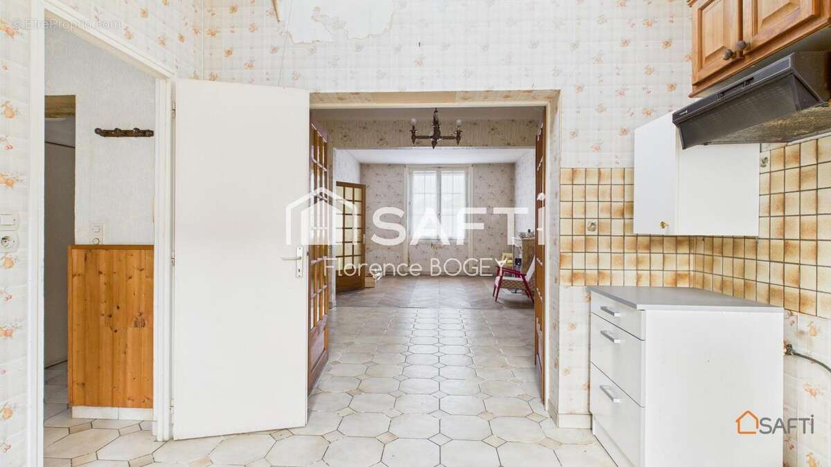 Photo 2 - Maison à BUSSIERE-POITEVINE