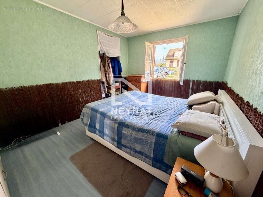Appartement à CHAMPFORGEUIL