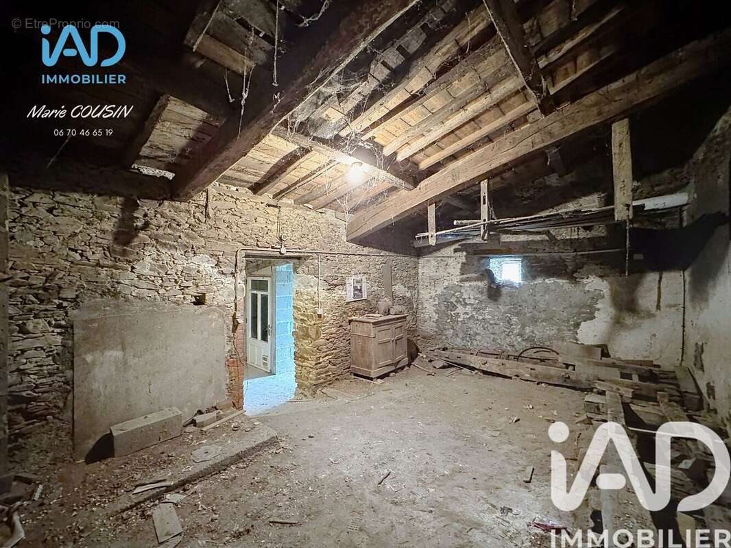 Photo 2 - Maison à VENDRENNES