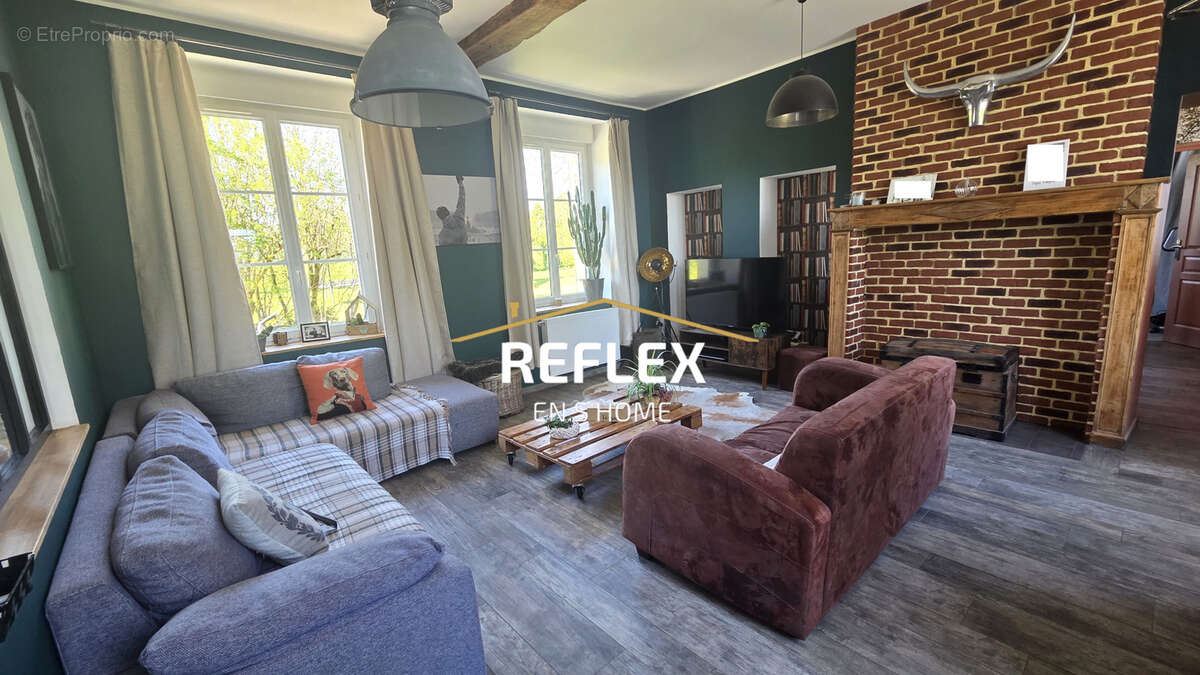 Maison à VAUCHELLES-LES-AUTHIE