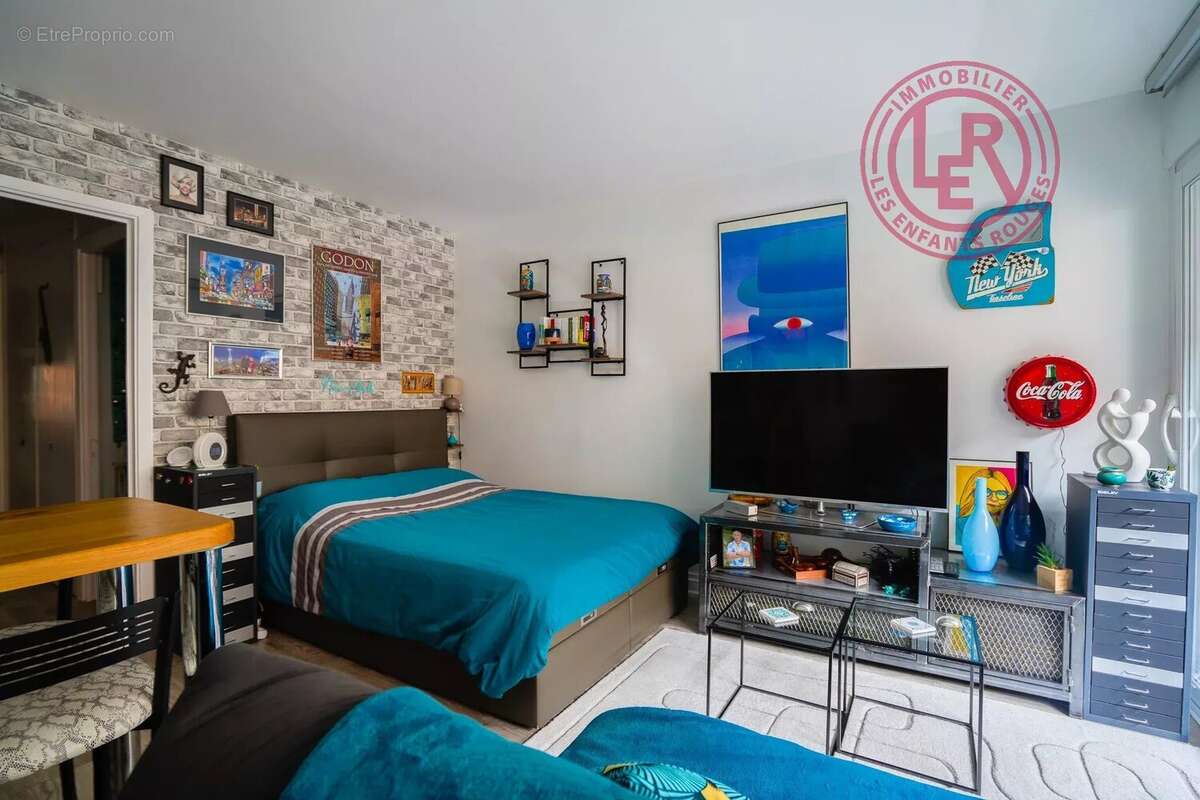 Appartement à PARIS-17E