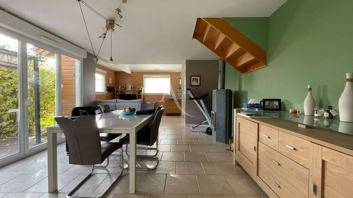 Maison à GIRANCOURT