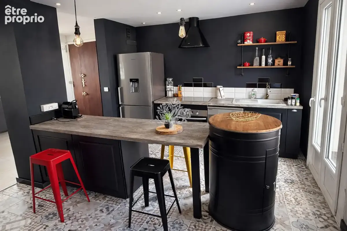 A vendre toulon quartier de siblas appartement de type 4 renove - photo 11