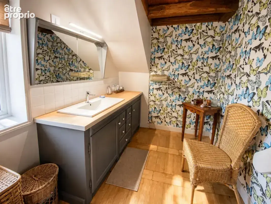 Maison 4 chambres de 212 m² à Saint-Fraigne - photo 17
