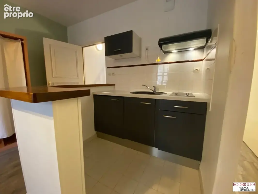 Appartement 23 m² à Poitiers  - photo 5
