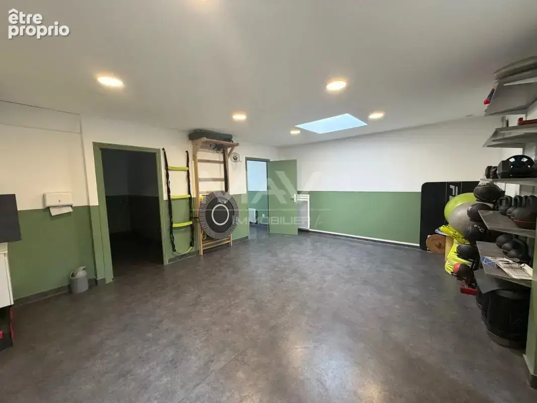 Appartement 15 pièces 230 m² à vendre à Tourcoing (59200) - photo 10