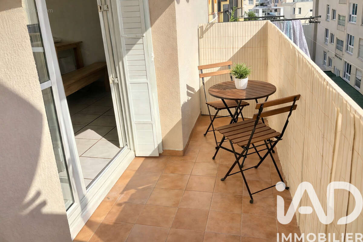 Appartement 56 m² à Toulon  - photo 3