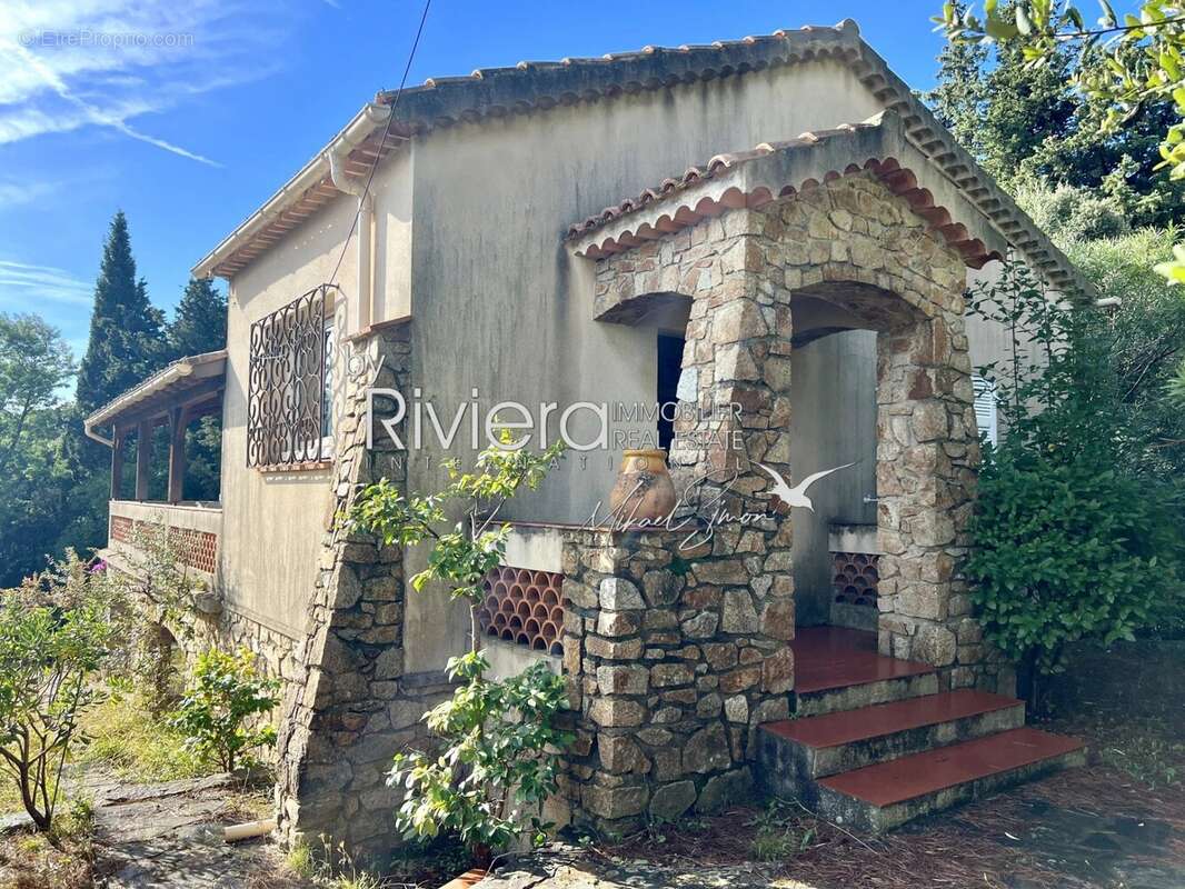 Maison à CAVALAIRE-SUR-MER